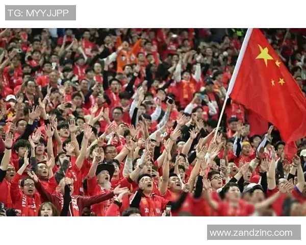 武汉足球队团队协作引发热议球迷对战术配合和球员表现展开激烈讨论