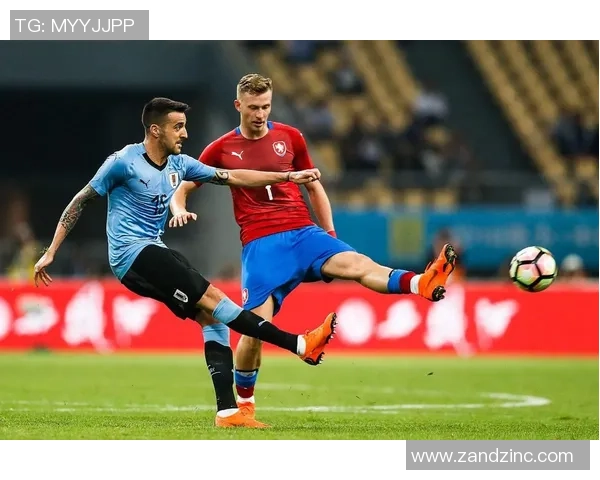 足球明星为何在场上表现得如此谨慎和怂弱的背后原因分析