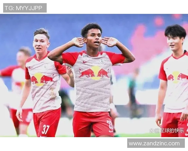 足球明星做出鄙视手势引发热议网友热议其背后深意与影响